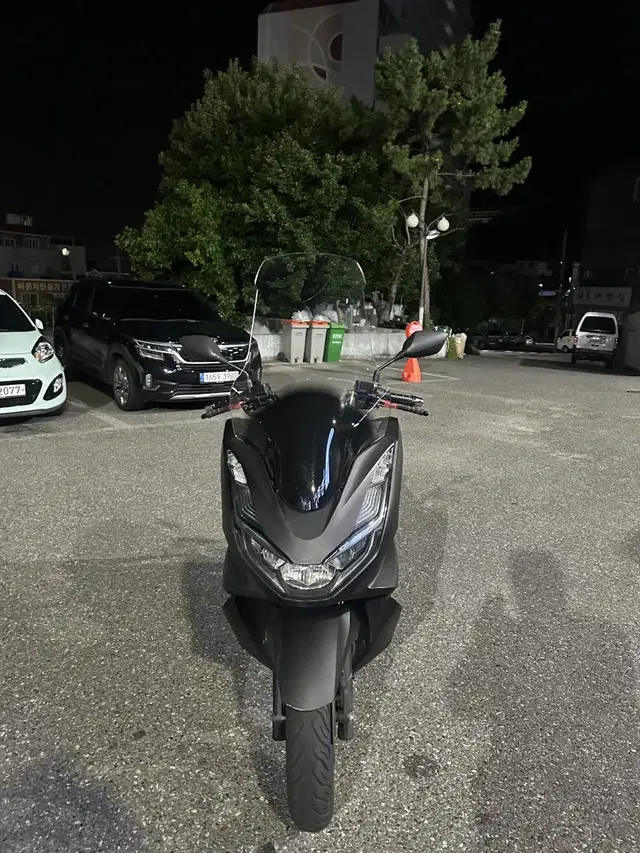 부산 pcx22년식 125cc 판매합니다