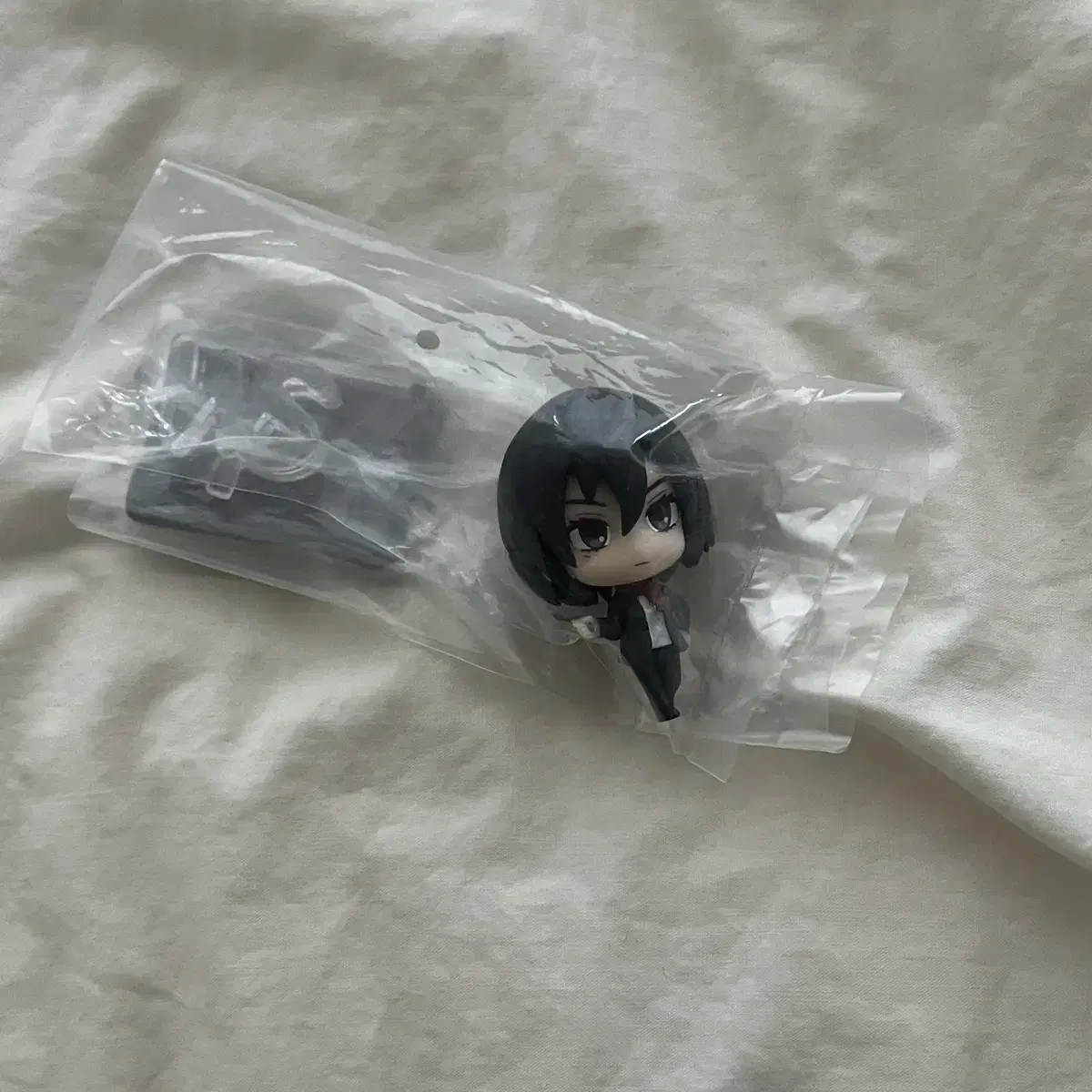 Attack on Titan Machiboke Mikasa Onemoutan Figures Gacha