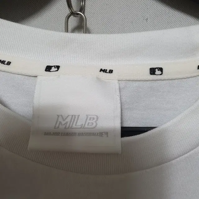 F-100 MLB 공용 베이직 로고 반팔티셔츠 M 19년식