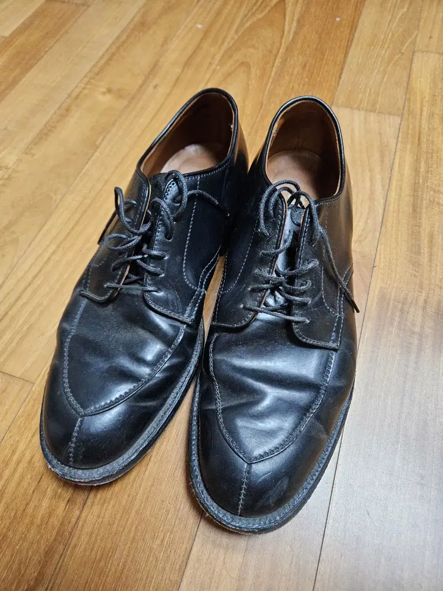 Alden A0606 US9 size