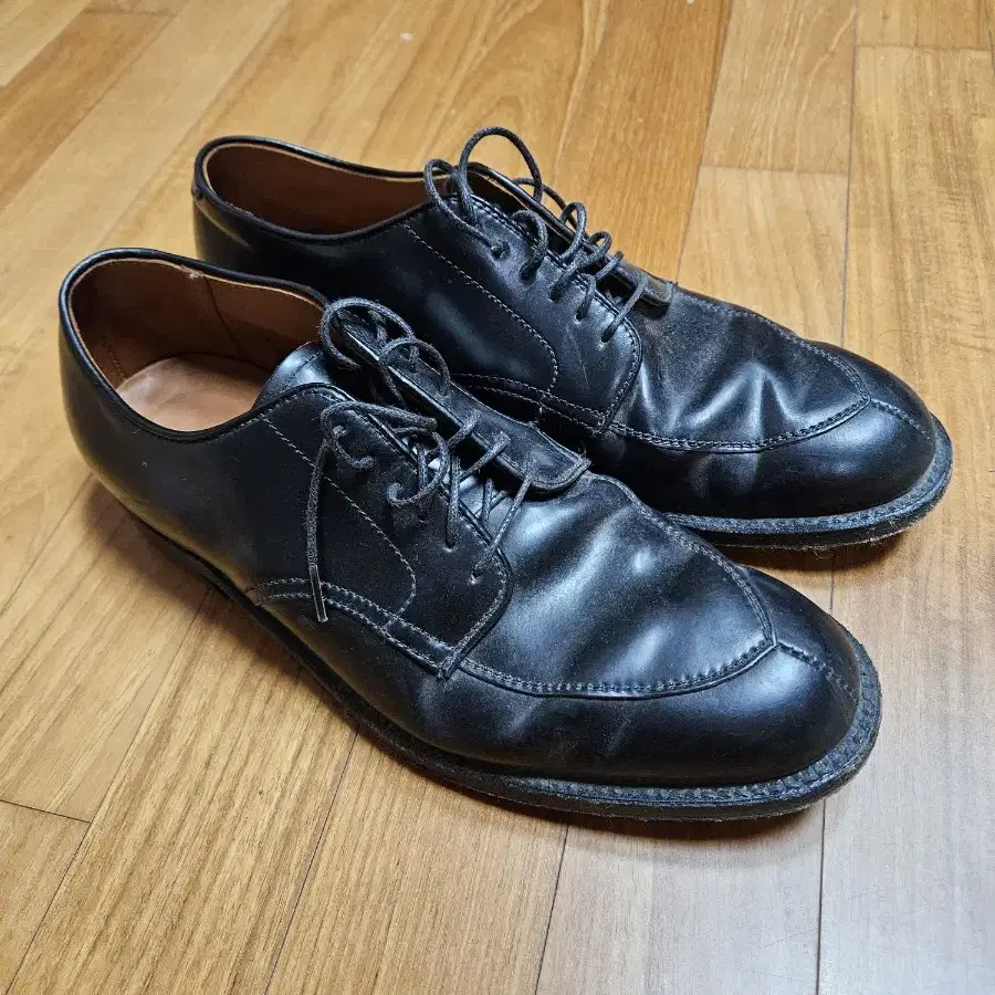 Alden A0606 US9 size