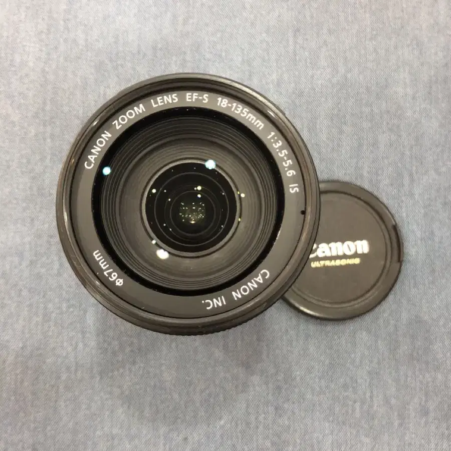 캐논EF-S 18-135mm is 렌즈