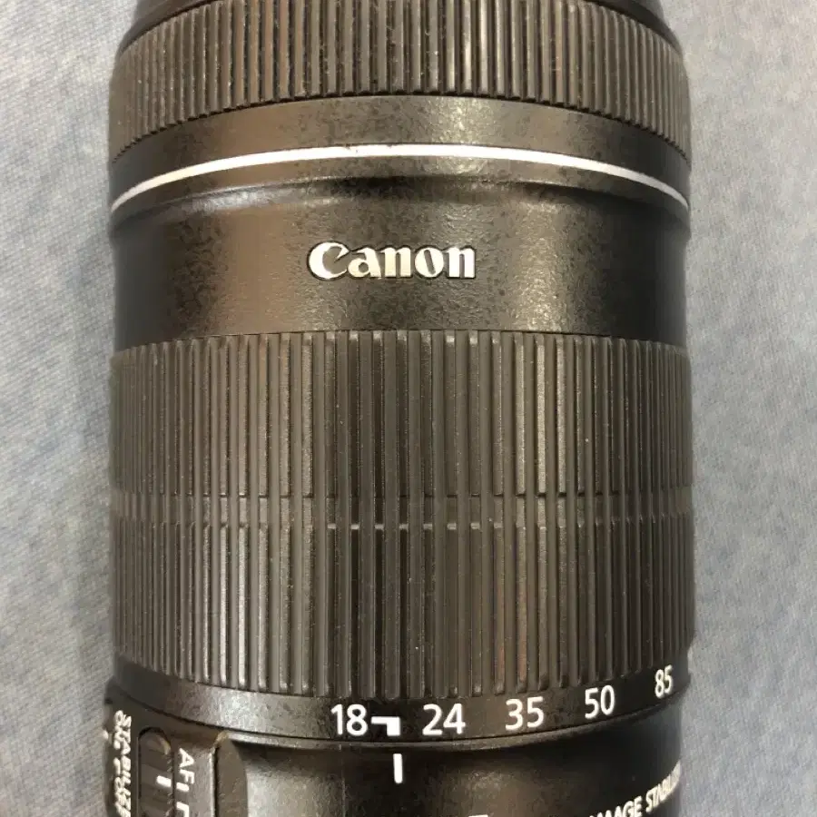 캐논EF-S 18-135mm is 렌즈