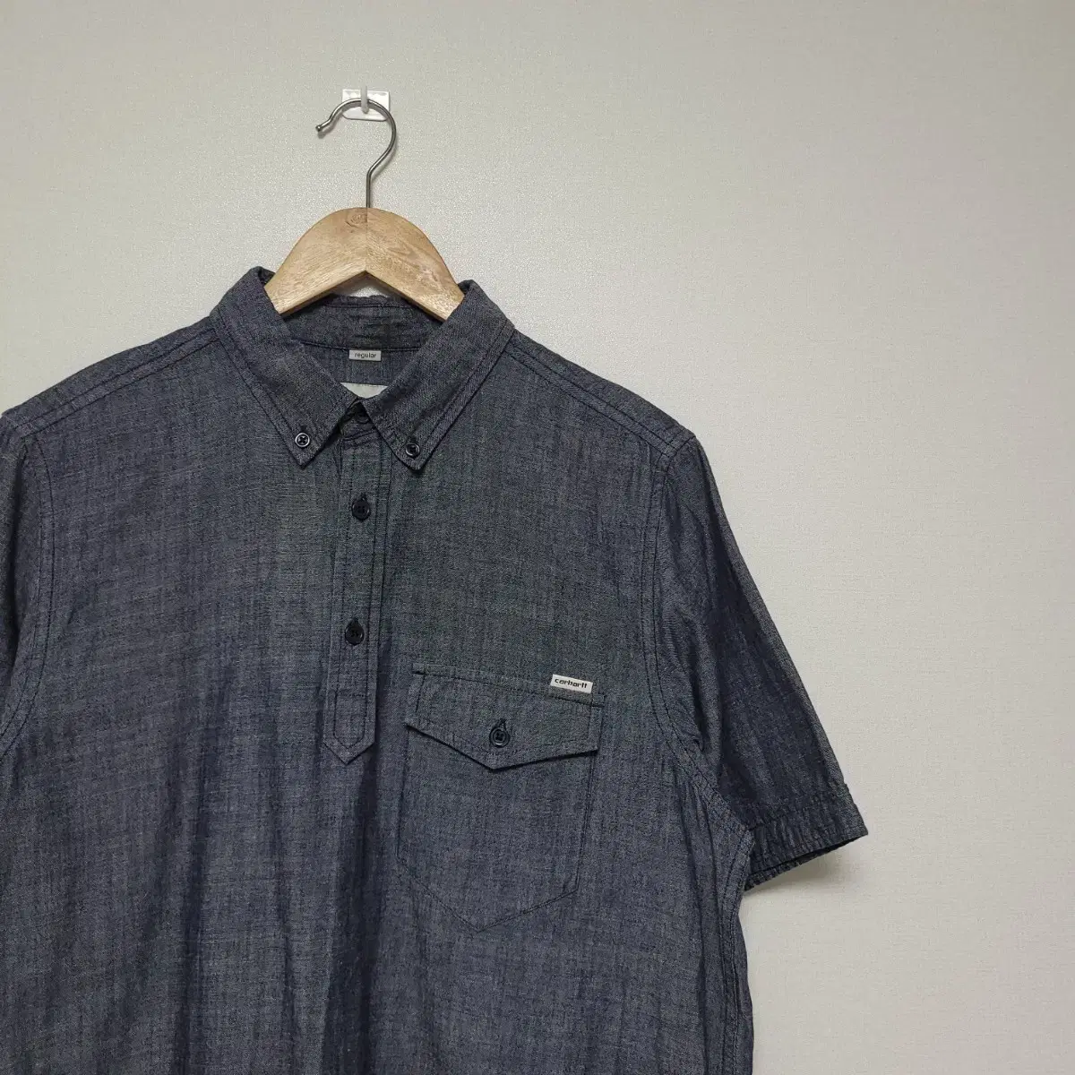 (95) Calhart WIP Edison Indigo Short Sleeve Shirt