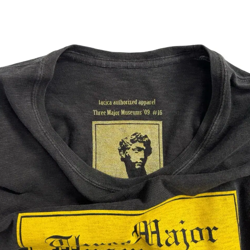 vintage three major museums 09 t-shirt