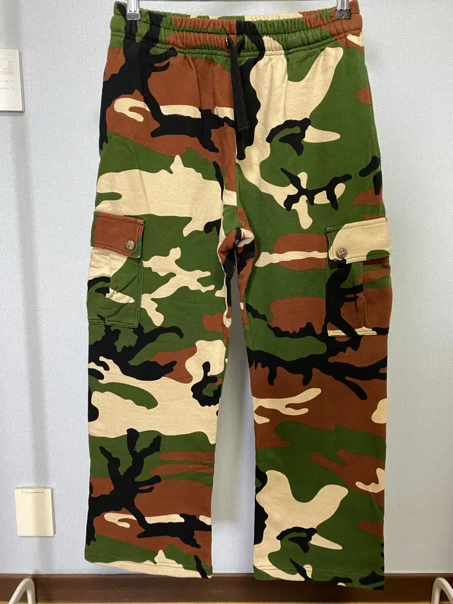 [M] Chromehearts Matty Boy Cushioned Pants Camo