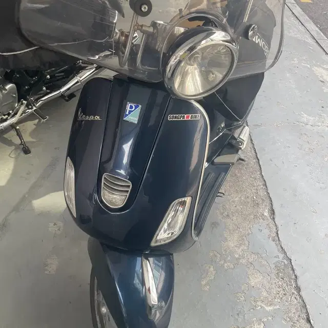 Vespa lxv IE 3V 베스파lxv 125