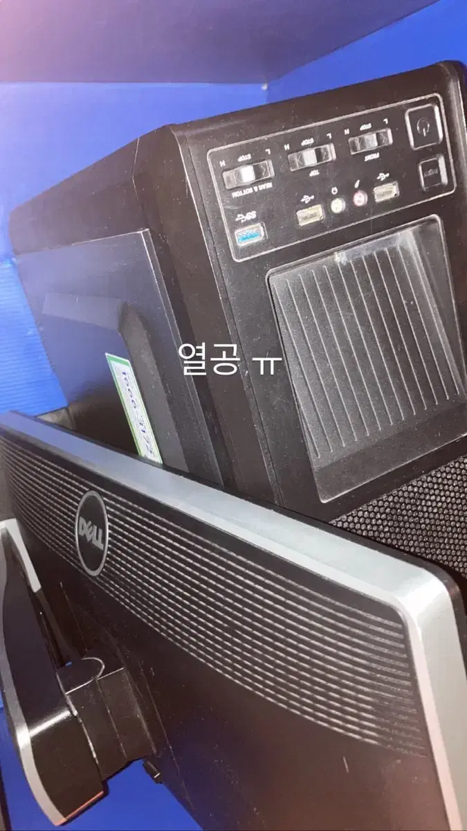 DELL 데스크탑 모니터 팝니다