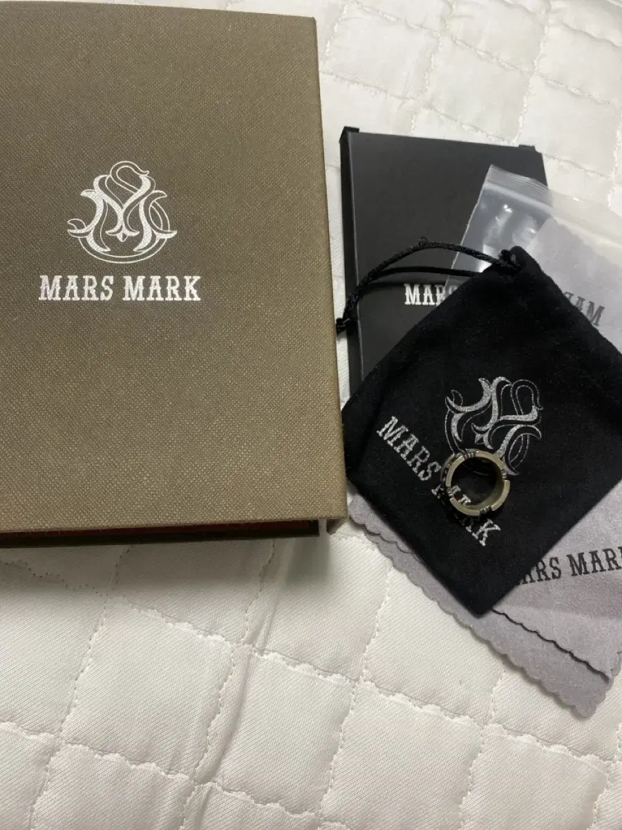 마르스마크 Florar Cross Ring