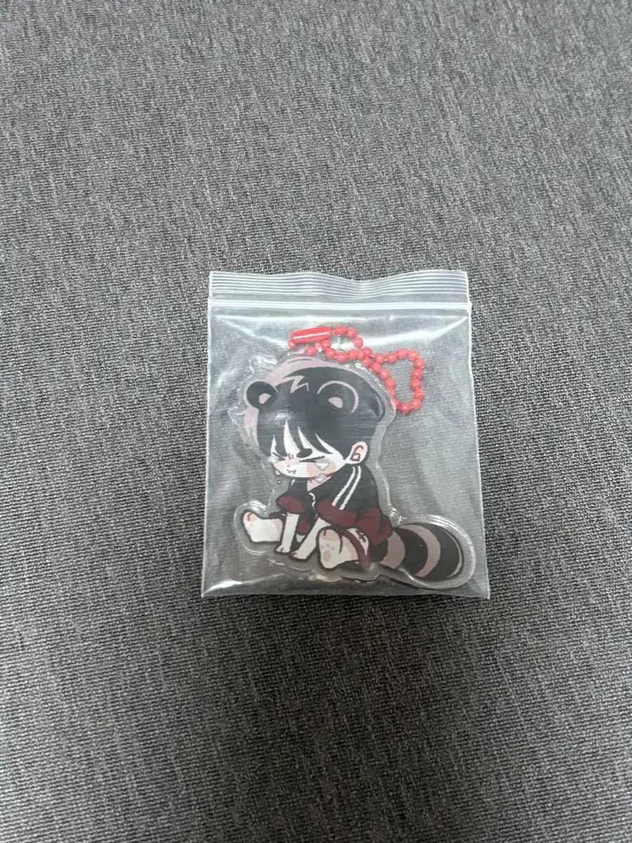 GarbageTime Peanut @garbagetimepeanut acrylic keyring wts