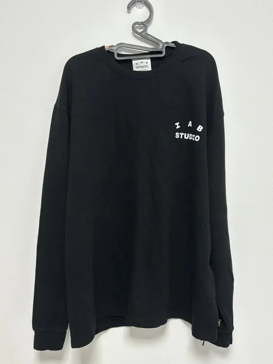 iAppstudio Long Sleeve Black (XL)