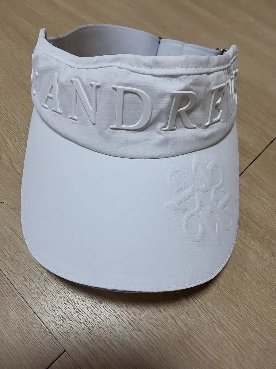 Women's Hat (St. Anne's)