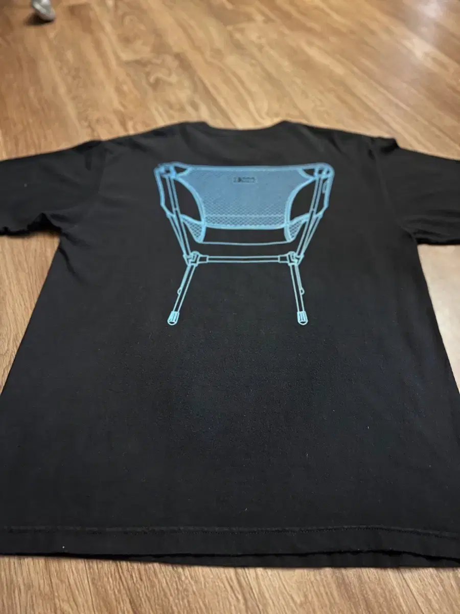 Hellinox Chairman Printed Vahn Tee Black