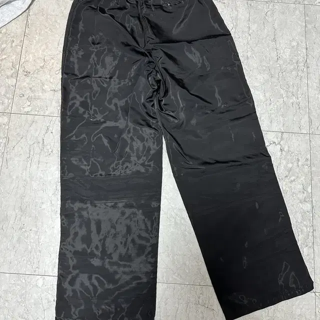 51퍼센트 LOUVER SWEATPANTS