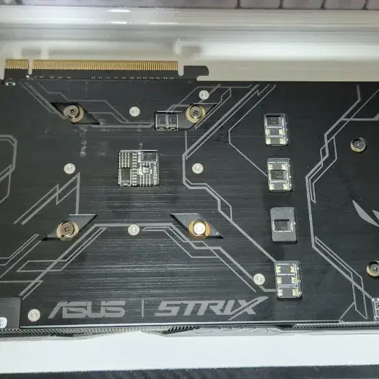 ASUS GTX1060 6GB 3팬 팝니다.