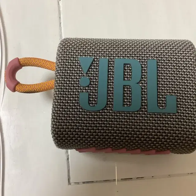 JBL go3