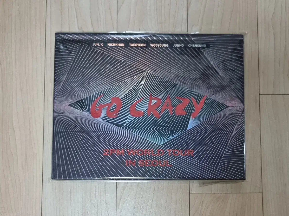 2PM Concert GO CRAZY DVD & Photobook