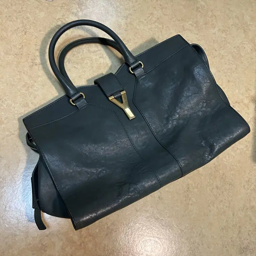 YSL 입생로랑 카바시크 라지 토트백