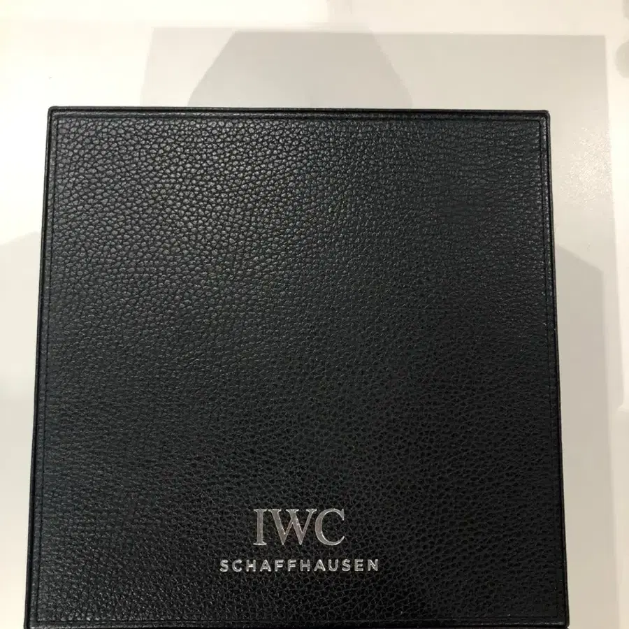 IWC 스핏파이어 금통 로골