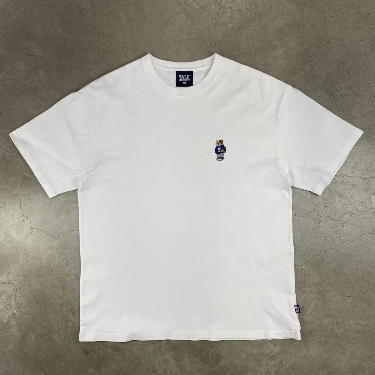 Yale Logo White Vahn Short Sleeve Tee