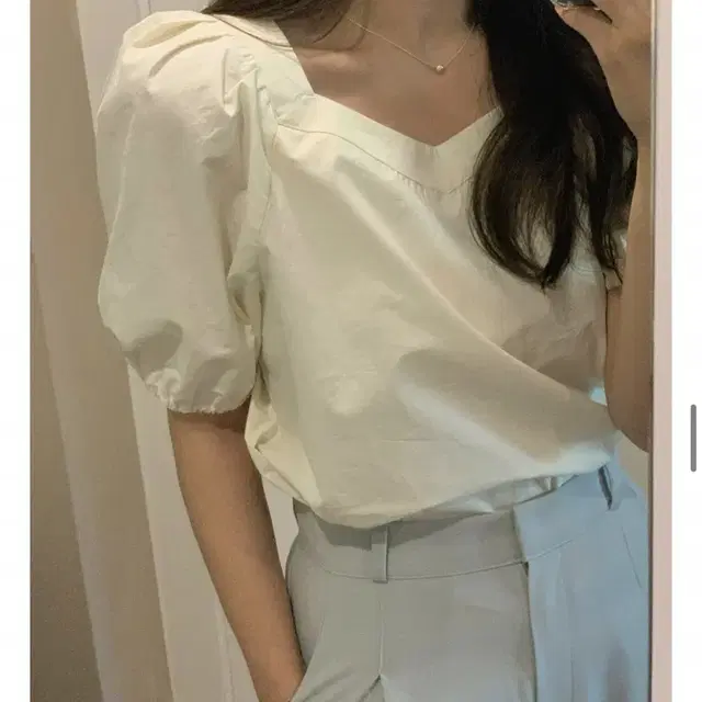 리브아워 제작 블라우스 august blouse(cream)