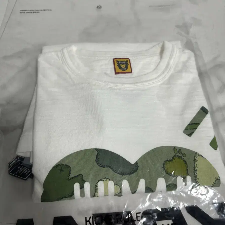 Human Made x Kaws Graphic T-Shirt 2xl