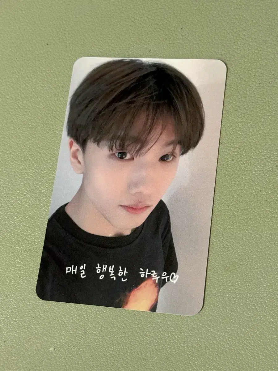 Winter Fanmeeting jisung photocard WTS