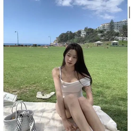 리즈 leed 데이지 모노키니 구해요