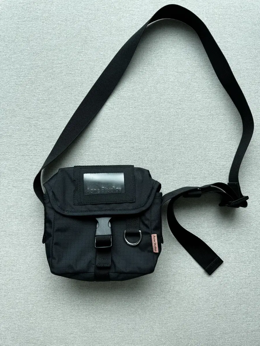 Akne Small Messenger Bag