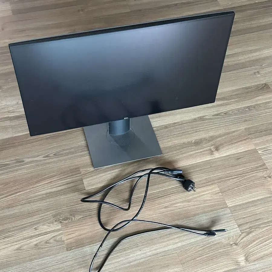 DELL 델 울트라샤프 U2720Q USB-C 모니터 27인치