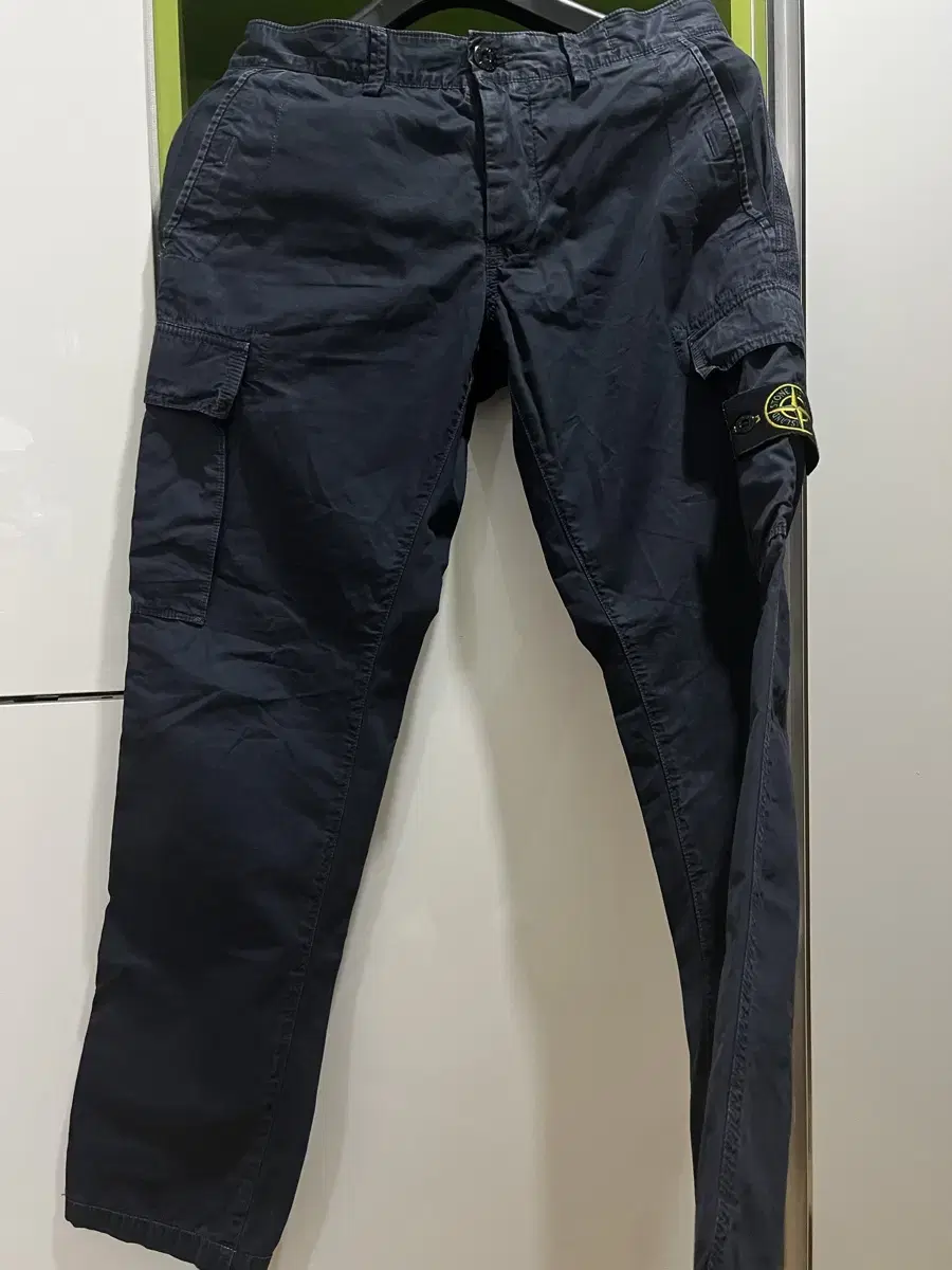 Stone Island Cargo Pants (31-33)