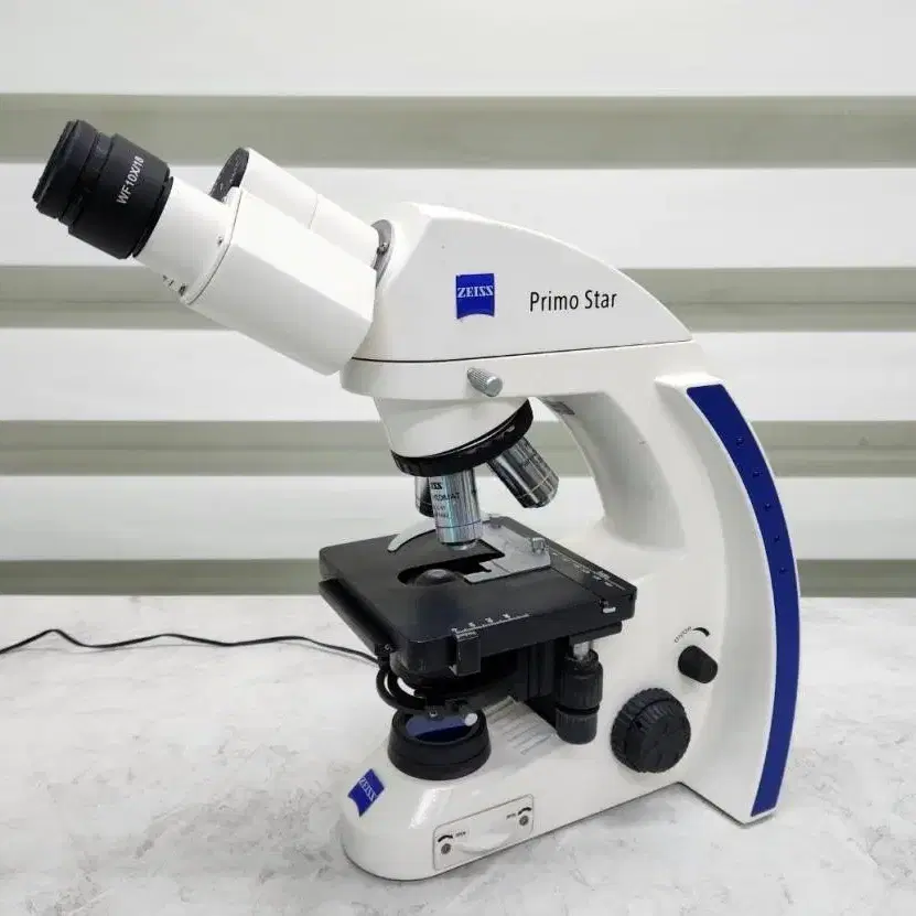 Carl Zeiss Primo Star Microscope 현미경.