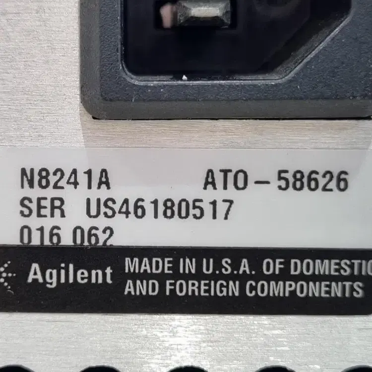 Agilent N8241A 625MS/s-15Bit 임의파형발생기.