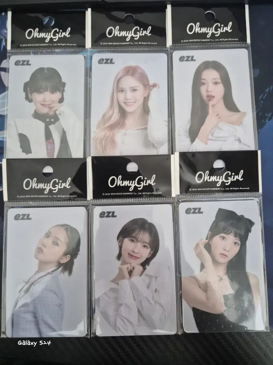 Oh my girl limited edition Transportation kard 6 members