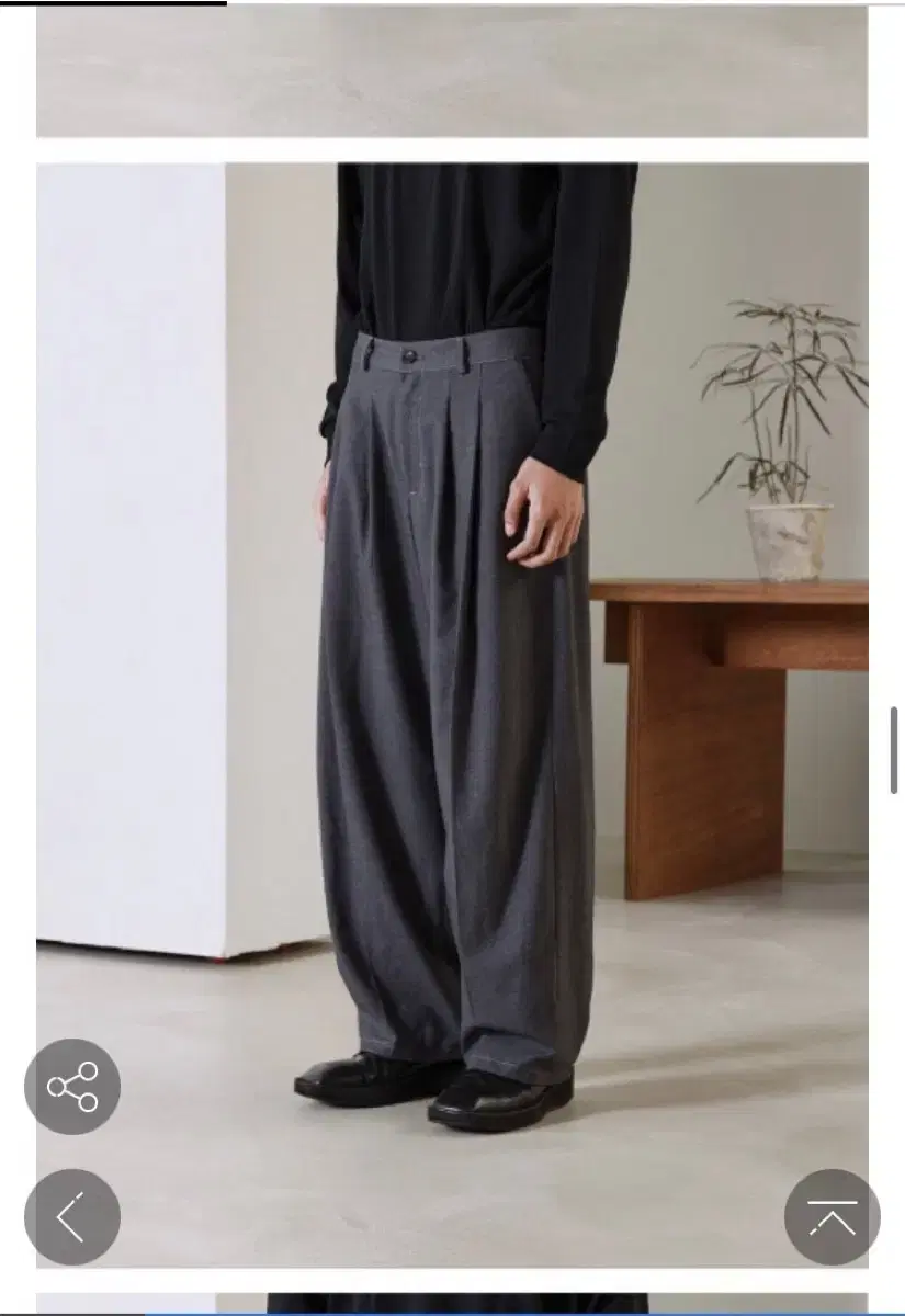 Yin Yang Curved Tuck Pants - Gray M