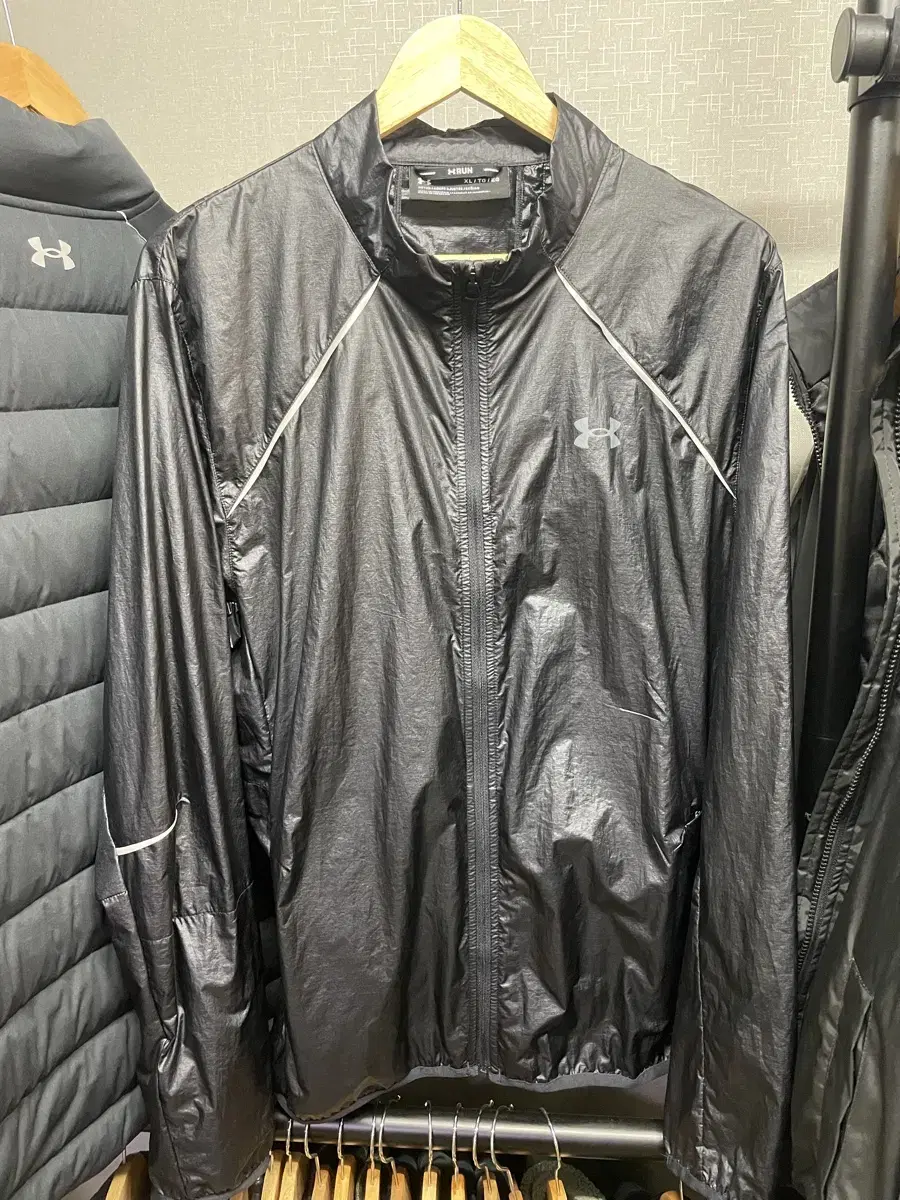 Under Armour Woven Jacket