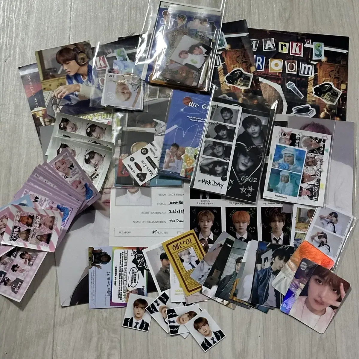 NCT Dream 127 Raw Car unofficial goods official goods seasons greetings bulk Sells