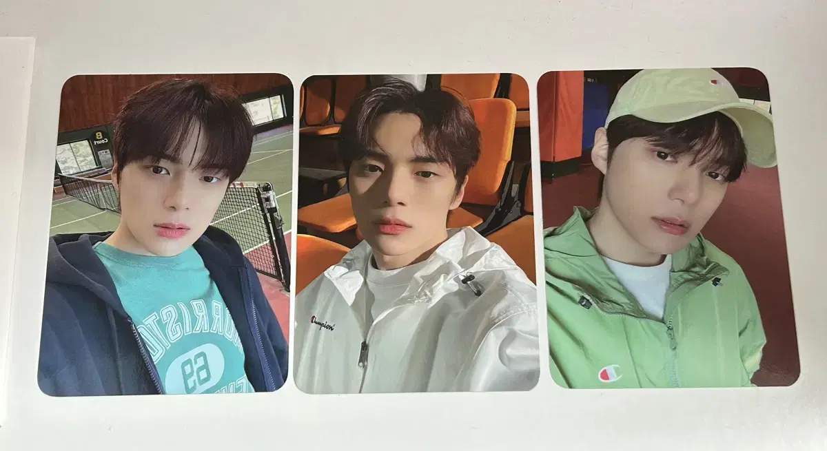 Champion minhyuk photocard wts (bulk)