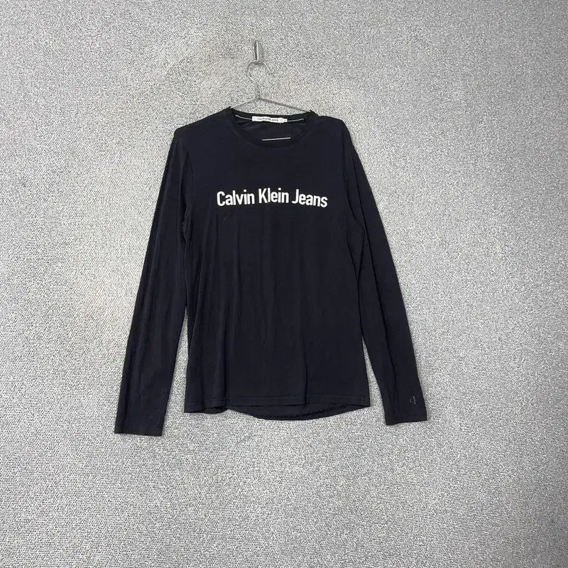 Calvin Klein Spellbinding Long Sleeve Tee M