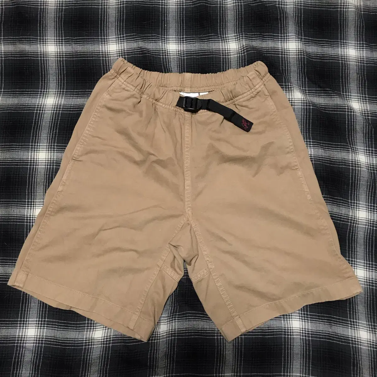 Gramici USA Canvas and beige shorts