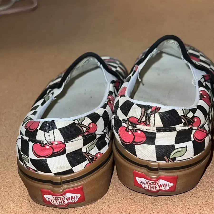 힙스터픽 희귀매물 Vans 반스 체리 체커보드 슬립온