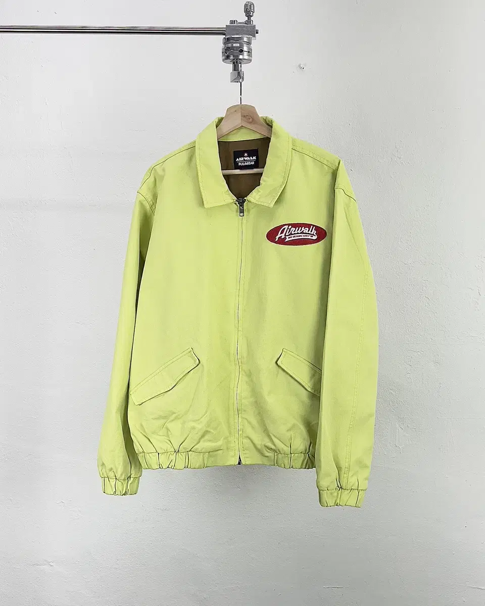 Airwalk Fluorescence Logo Flap Pocket Jacket