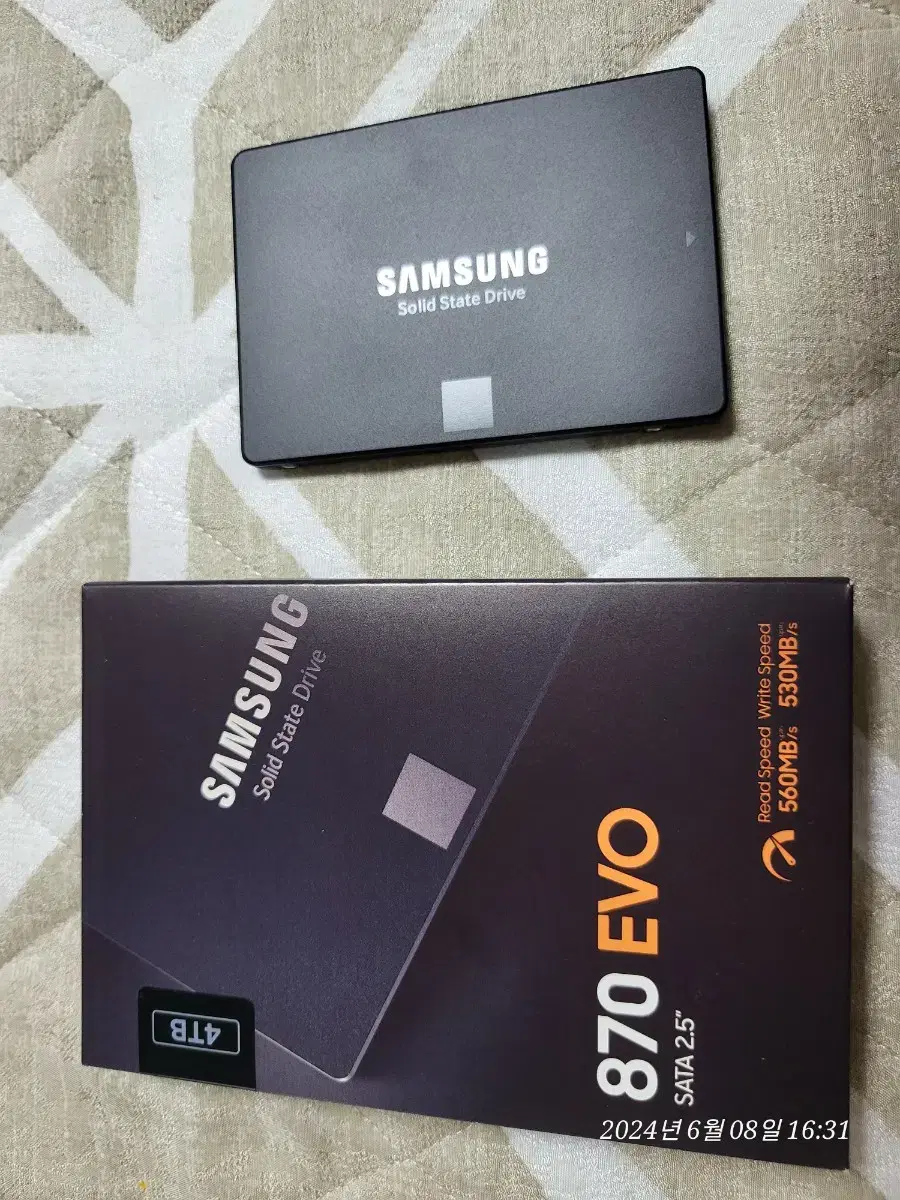 삼성 870 evo 4tb ssd 팝니다