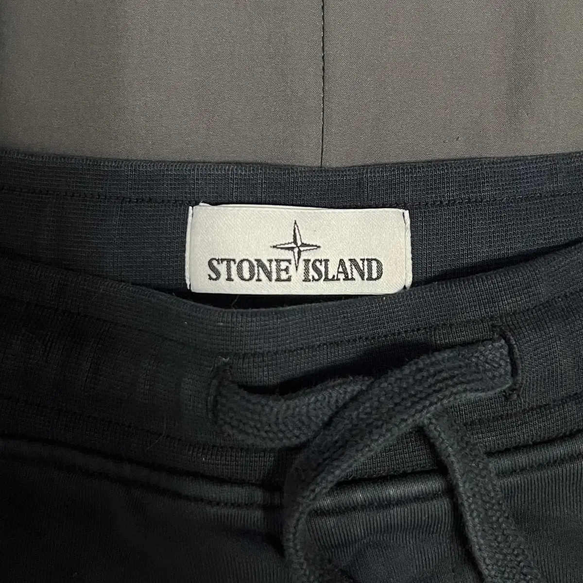 스톤아일랜드 저지 반바지 (Stone Island)