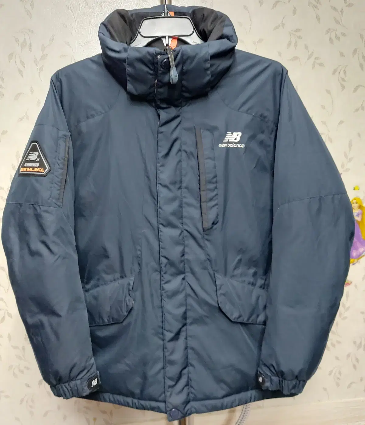 X/Sold. New Balance M/100-105 Duck Down Puffer Jacket Oversized