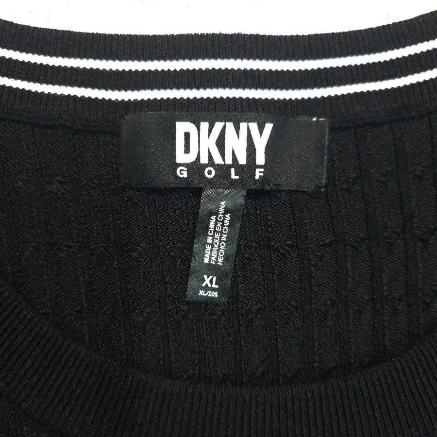 DKNY 반팔니트