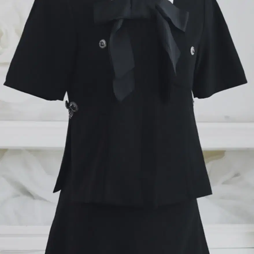 밀크코코아 The Little Black Jacket & skirt