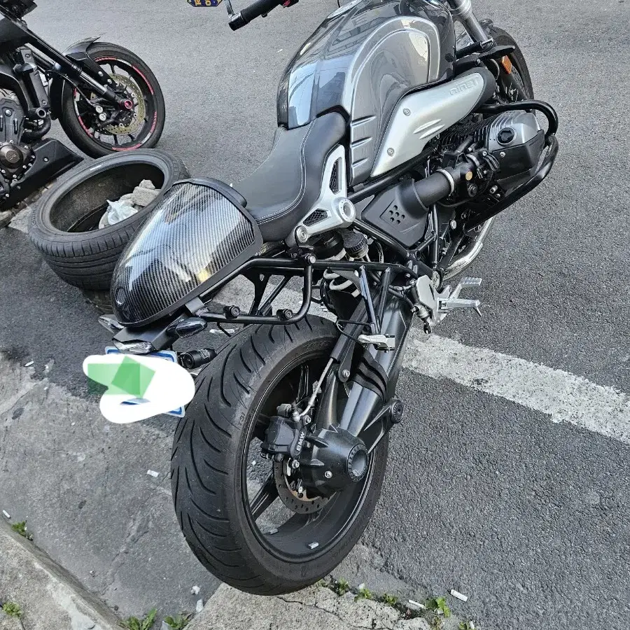 BMW R9T 알나인티 퓨어 21년식