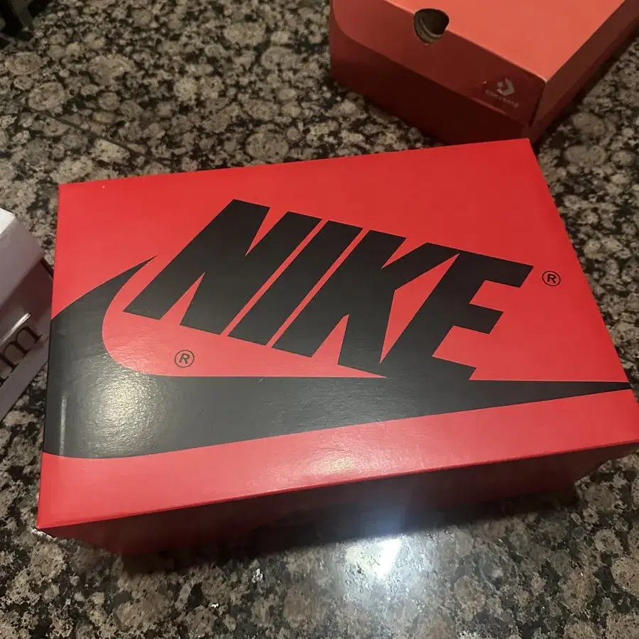 (W)Jordan 1 Retro High OG Silver Toe 235