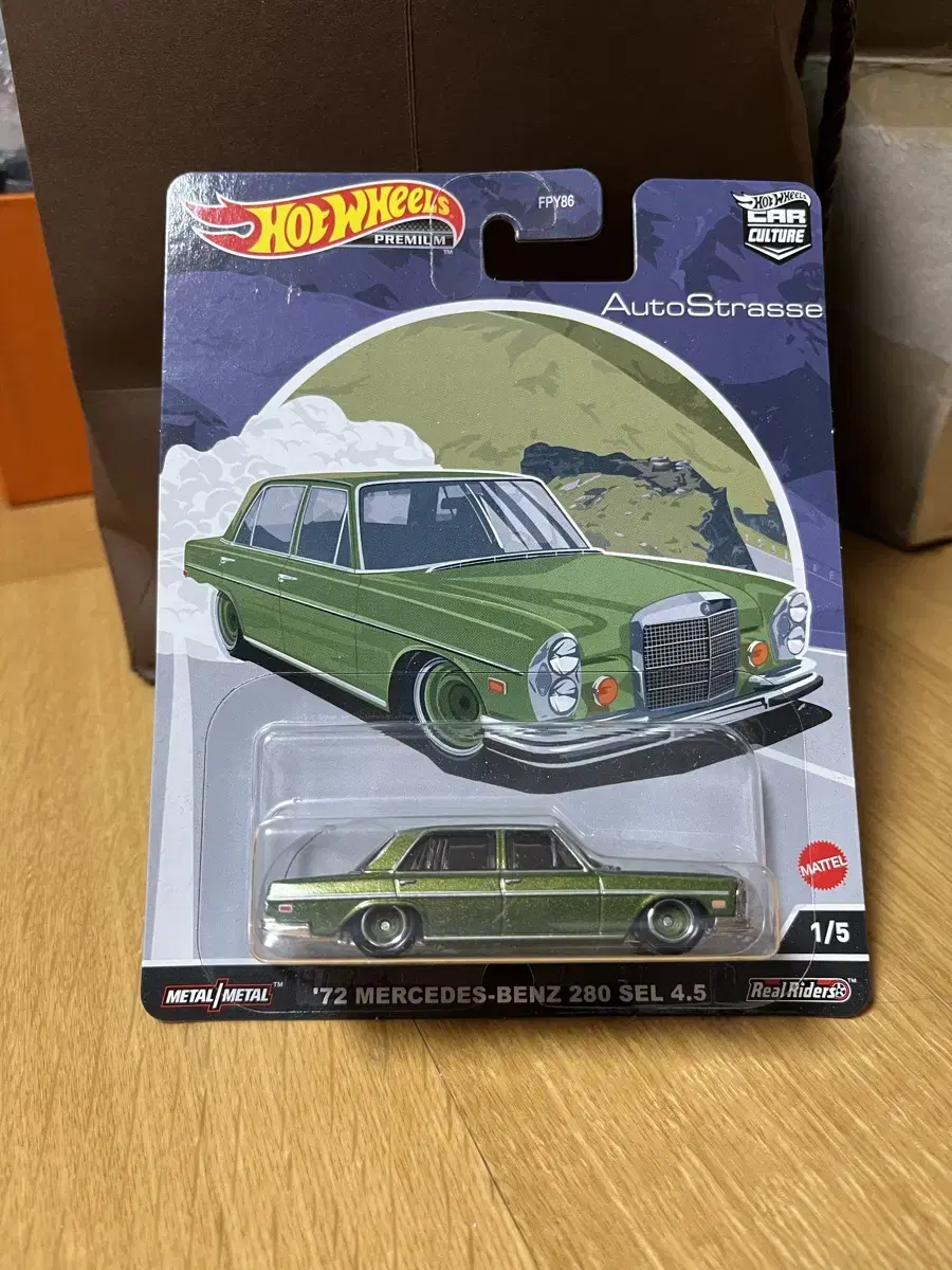 Hot Wheels Realrider Benz 280